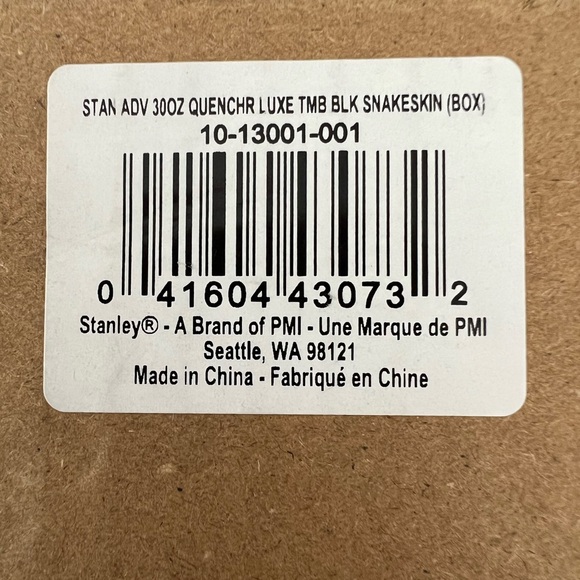 Black Snakeskin NEW NEVER OPENED Stanley Quencher 30 oz - Picture 9 of 9